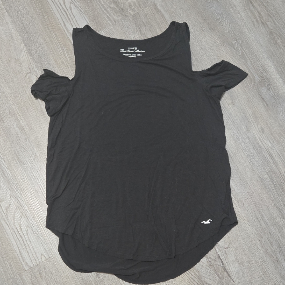 Hollister Black Cold Shoulder Tank